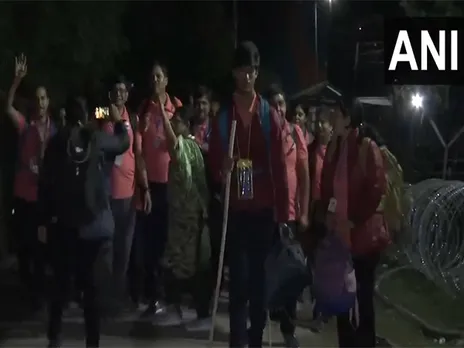 8th batch of devotees departs for Amarnath Yatra (Photo/ANI)