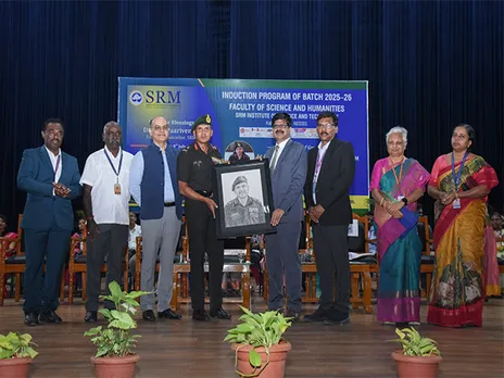 SRMIST leaders welcome the OTA Chennai Commandant, marking a visit that highlights academic collaboration and institutional excellence.