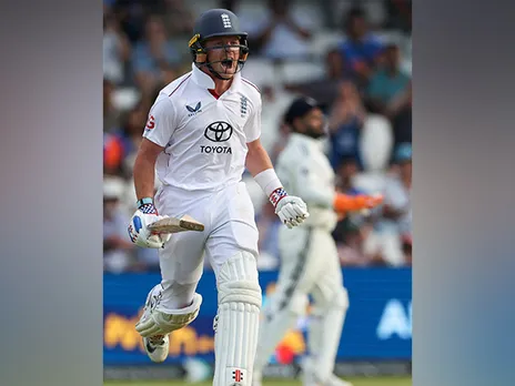 Ollie Pope (Photo: @surreycricket X)