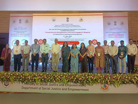 DoSJE held a national workshop and stakeholders’ meet on SMILE scheme in Indore (Photo/PIB)