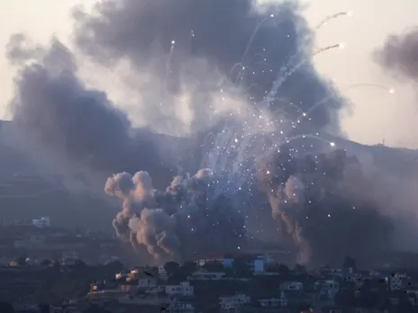 Residents flee southern Lebanon as Israeli airstrikes continue, says Lebanon (Source: Reuters)