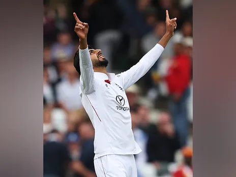 Shoaib Bashir (Photo: X/@SomersetCCC)