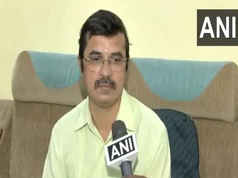 AIADMK leader Kovai Sathyan (Photo/ANI)