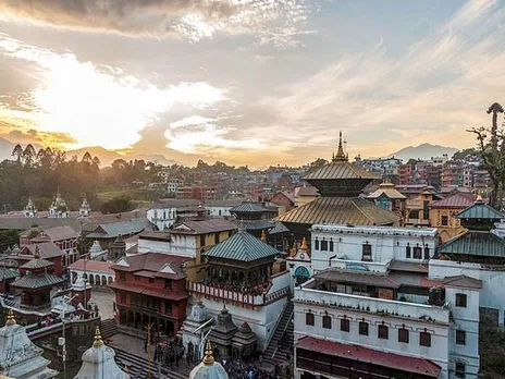 Devotees gather at Pashupatinath Temple to offer prayers as Shrawan begins (Photo/ANI)