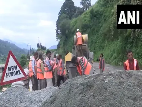 Road construction work in Rajouri (Photo: ANI)