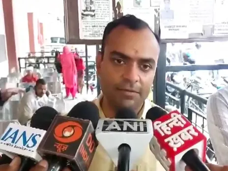 DM Mayur Dixit give details on Mansa Devi temple stampede. (Photo/ANI)