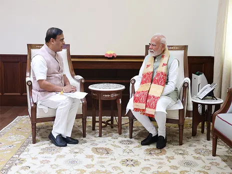 Assam CM Himanta Biswa Sarma with PM Modi (Photo: Himanta Biswa Sarma/X)
