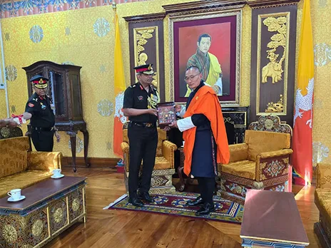 Lieutenant General Raghu Srinivasan meets Bhutan PM  (Photo/ANI)