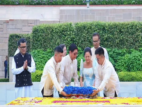 Philippines President Ferdinand Romualdez Marcos Jr at Raj Ghat (Image: X@MEAIndia)