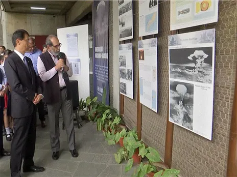 Japanese Ambassador to India Ono Keiichi inaugurating the photo exhibition commemorating the 80th anniversary of Hiroshima-Nagasaki bombing, accompanied by Former Ambassador Rakesh Sood (Photo/ ANI)