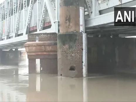 Yamuna River flowing below the danger mark (Photo/ANI)