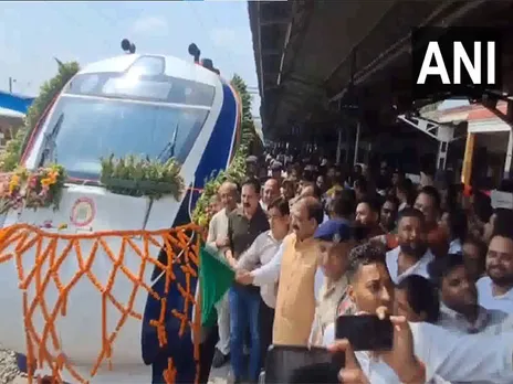 Vande Bharat Express reaches Amritsar (Photo: ANI)