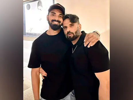 KL Rahul, Suniel Shetty (Image source: Instagram)