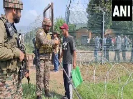 Indian Army conducts a defence porter recruitment rally (Photo/ANI)