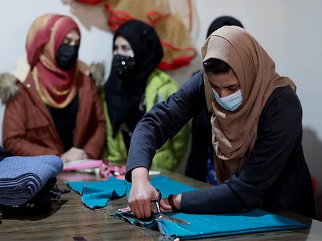 Girls participate in a UNICEF-supported vocational training program in Herat, Afghanistan (Photo/Reuters)