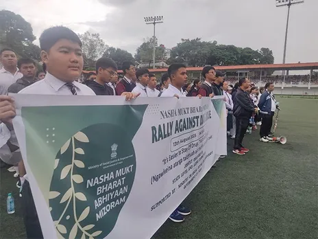Nasha Mukht Bharat Abhiyan walk organised in Aizawl (Photo/ANI)