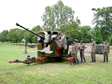 Lt Gen Sumer Ivan D'Cunha visits Misa camp (Photo Credit: X/@easterncomd)