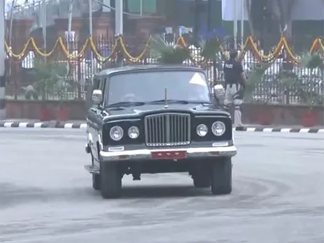 Jeep Wagoneer leading the General Officer Commanding (GOC) of the Delhi Area to the Red Fort (Photo/ANI)