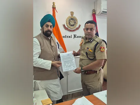 BJP leader RP Singh meets Delhi Joint CP Madhur Verma (Photo Credit: X/@rpsinghkhalsa)