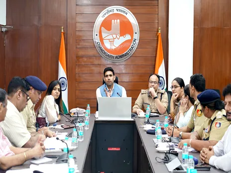 District Road Safety Committee holds meeting (Photo/ANI)