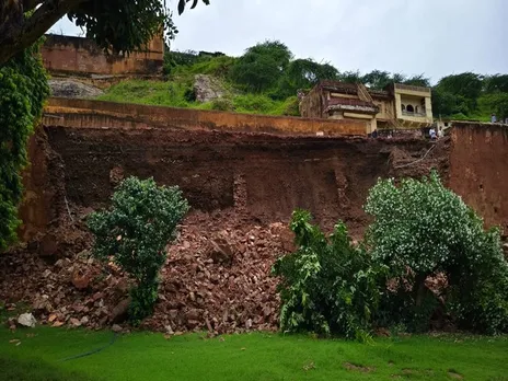 Wall of Rambagh in front of Jwala Mata Temple collapsed due to rains(Photo/ANI)