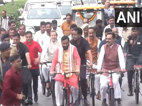 Haryana CM Saini and other leaders cycle to state Assembly to promote environment conservation (Photo/ANI)