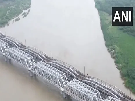 Drone image of Yamuna flowing above danger mark at Loha Pul (Photo/ANI)