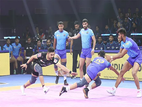 Players in action during the match (Photo: PKL)