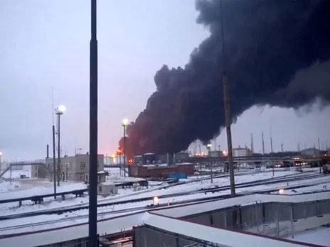 Smoke rises following a Ukrainian SBU drone strike on a refinery in Ryazan, Russia, amid ongoing conflict (File Photo/Reuters)
