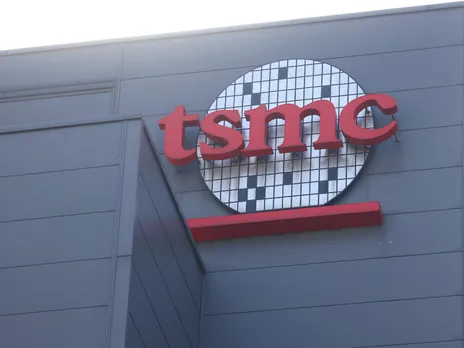 Logo of Taiwan Semiconductor Manufacturing Co (TSMC) is pictured at its headquarters, in Hsinchu, Taiwan (Photo/Reuters)