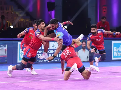Players in action during the match (Photo: PKL)
