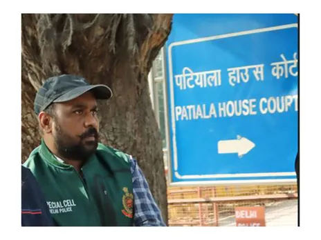 A visual outside the Patiala House Court (File Photo/ANI)