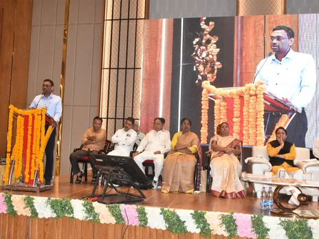 District level ‘Vibrant Gujarat Regional Conference’ program held in Himmatnagar (Photo Source: Gujarat CMO)