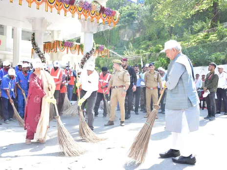 J-K LG Manoj Sinha launches ‘Seva Parv’ (Photo/X@OfficeOfLGJandK)