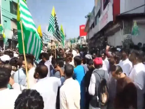 Protestors gather in Kotli District, defying restrictions during ongoing demonstrations in Pakistan-occupied Jammu and Kashmir (PoJK)(Photo/ANI)
