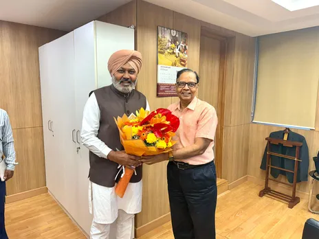 Punjab Finance Minister meets Dr Arvind Panagariya (Photo/PunjabCMO)