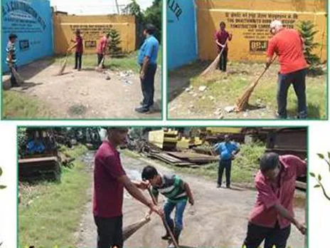 Swachhata Shramdaan at the Heavy Plant Yard, Kolkata (Photo/ Ministry of Heavy Industries)