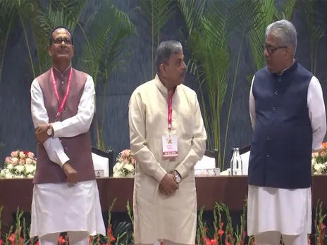 Union Minister Shivraj Singh Chauhan along with Union Minister Bhupendra Yadav attends Sant Ishwar Samman (Photo/ANI)