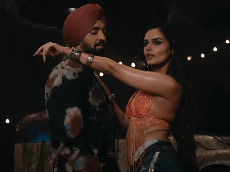 Diljit Dosanjh, Manushi Chhillar (Photo/YouTube@Diljit Dosanjh)