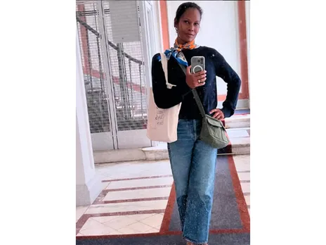 Robinne Lee (Image source: Instagram@robinnelee)