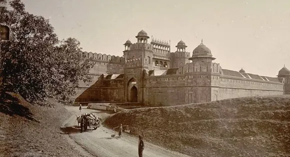 Delhi out of Unesco's heritage city tag race; eyes on Nalanda in 2016