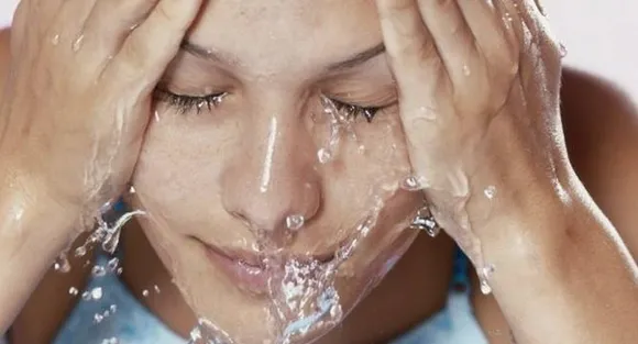 5 ways you have been washing your face wrong