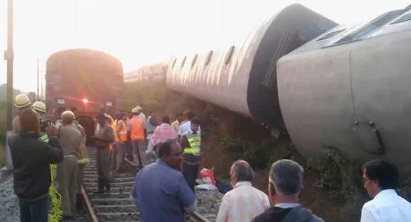 11 coaches of Bengaluru-bound train derail
