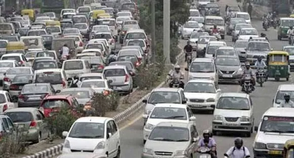 Delhi govt to deliberate on re-introduction of odd-even