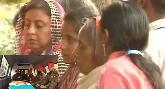 Karnataka hamlet mourns Siachen's brave-heart, last rites performed