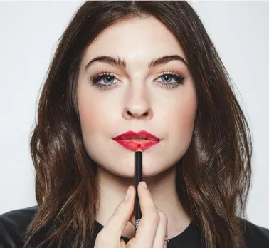 Follow this 3-step guide to make your lipstick last longer