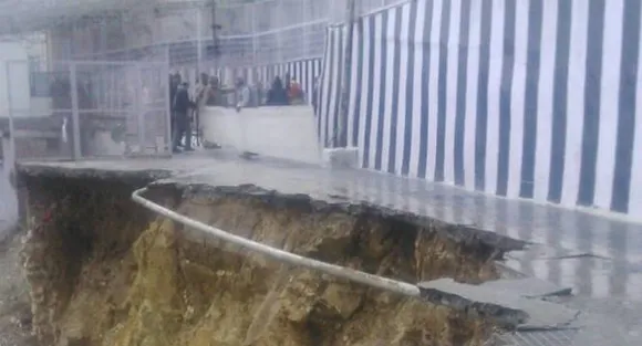 Landslide in Vaishno Devi, devotees stuck after route diverted; avalanche alert in Uttarakhand