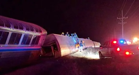 29 people taken to hospitals after Kansas train derailment