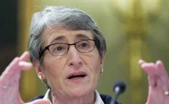 In reversal, Obama admin to block oil drilling in Atlantic