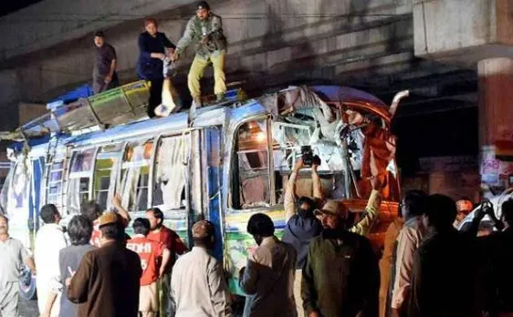 Peshawar blast in bus kills 15, nearly 30 injured; fear and panic in residents